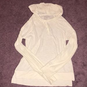 Cream American Eagle Sweatshirt